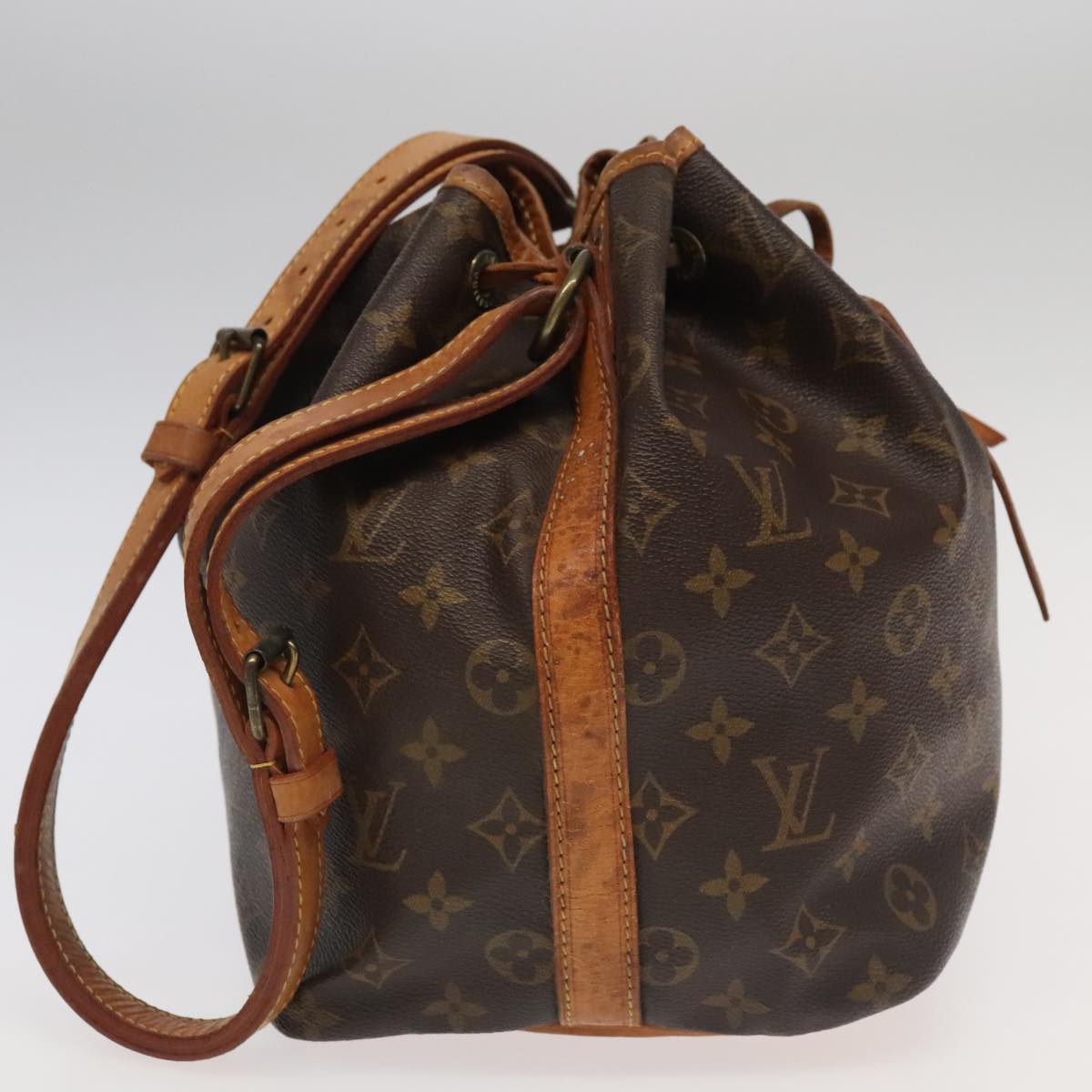 LOUIS VUITTON Monogram Petit Noe Shoulder Bag M42226 LV Auth 100019