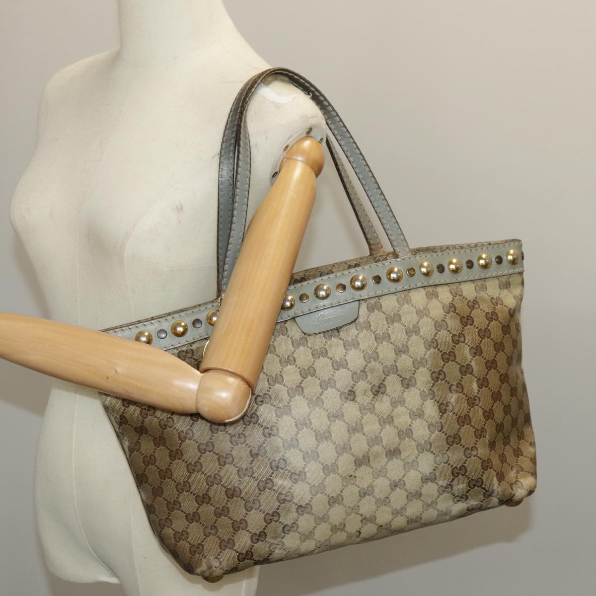 GUCCI GG Crystal Tote Bag Beige Gold 207291 Auth 100022