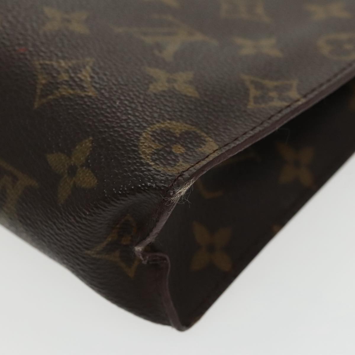 LOUIS VUITTON Monogram Poche Toilette 26 Pouch M47542 LV Auth 100027