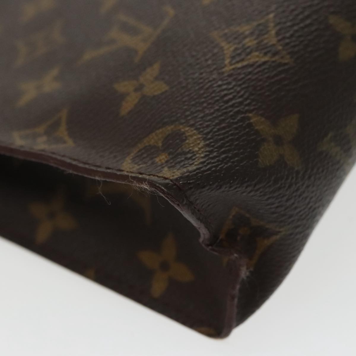 LOUIS VUITTON Monogram Poche Toilette 26 Pouch M47542 LV Auth 100027