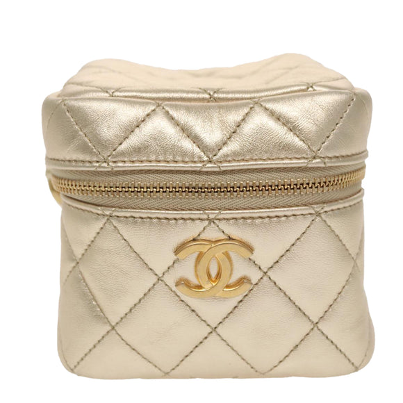 CHANEL Matelasse Chain Hand Bag Lamb Skin Gold CC Auth 100060AV
