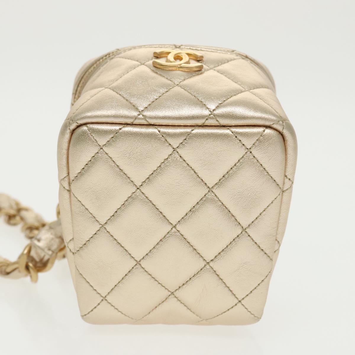 CHANEL Matelasse Chain Hand Bag Lamb Skin Gold CC Auth 100060A