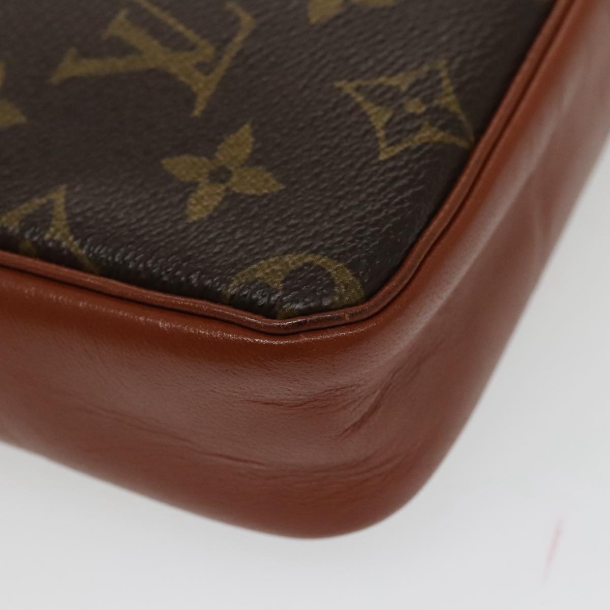 LOUIS VUITTON Monogram Pochette Sports Clutch Bag No.183 LV Auth 100076