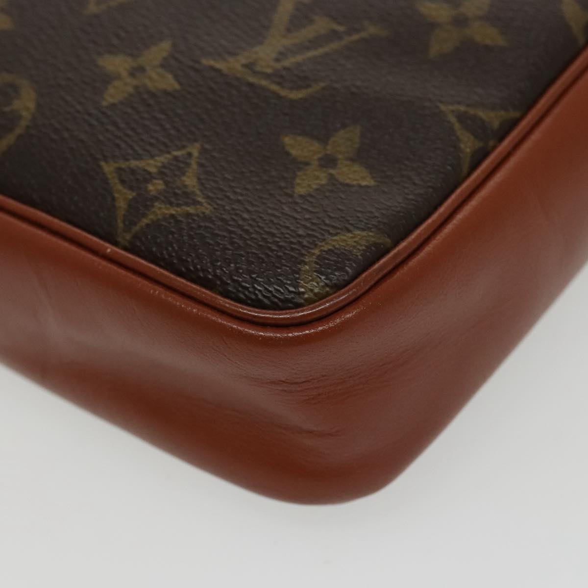 LOUIS VUITTON Monogram Pochette Sports Clutch Bag No.183 LV Auth 100076