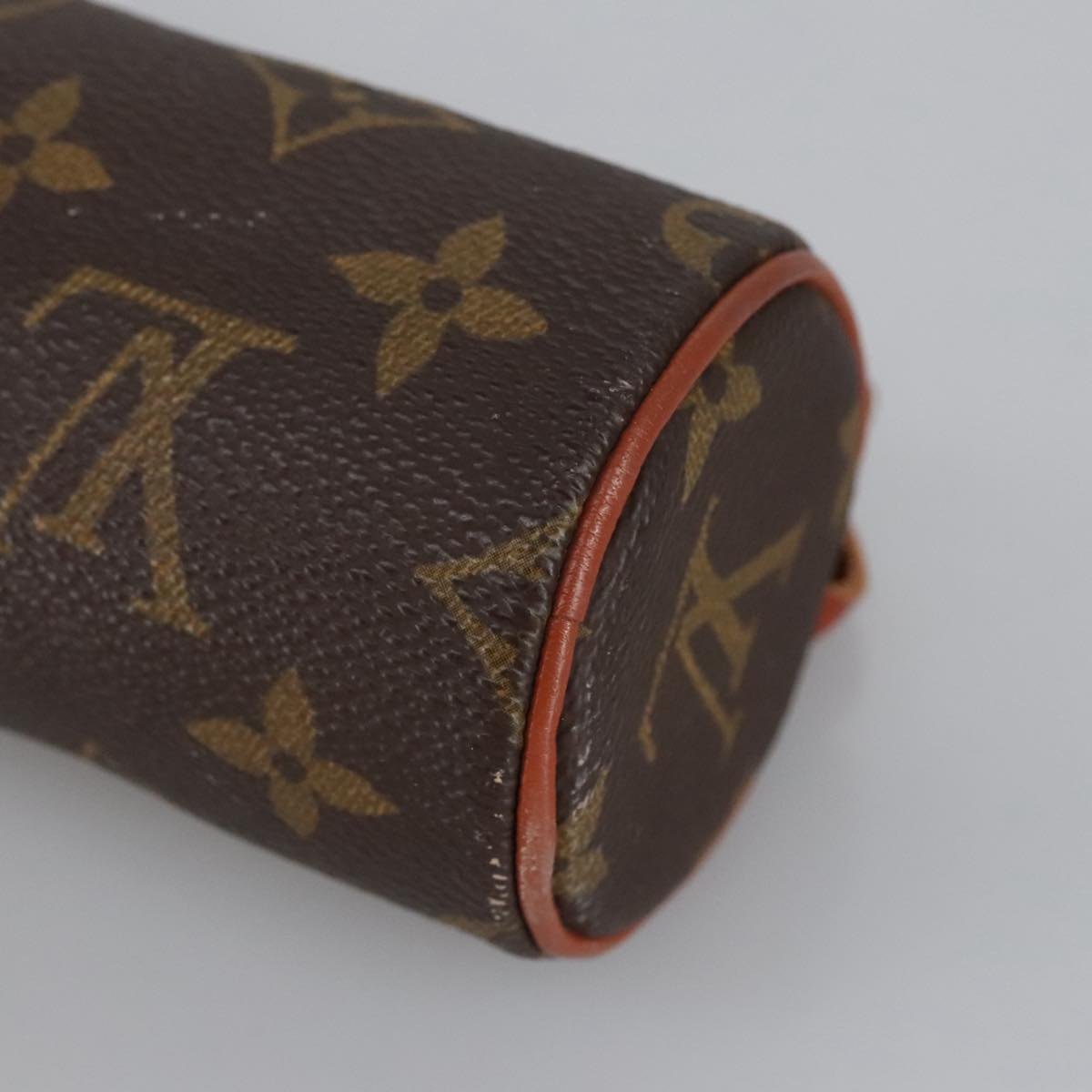 LOUIS VUITTON Monogram Papillon Pouch LV Auth 100081