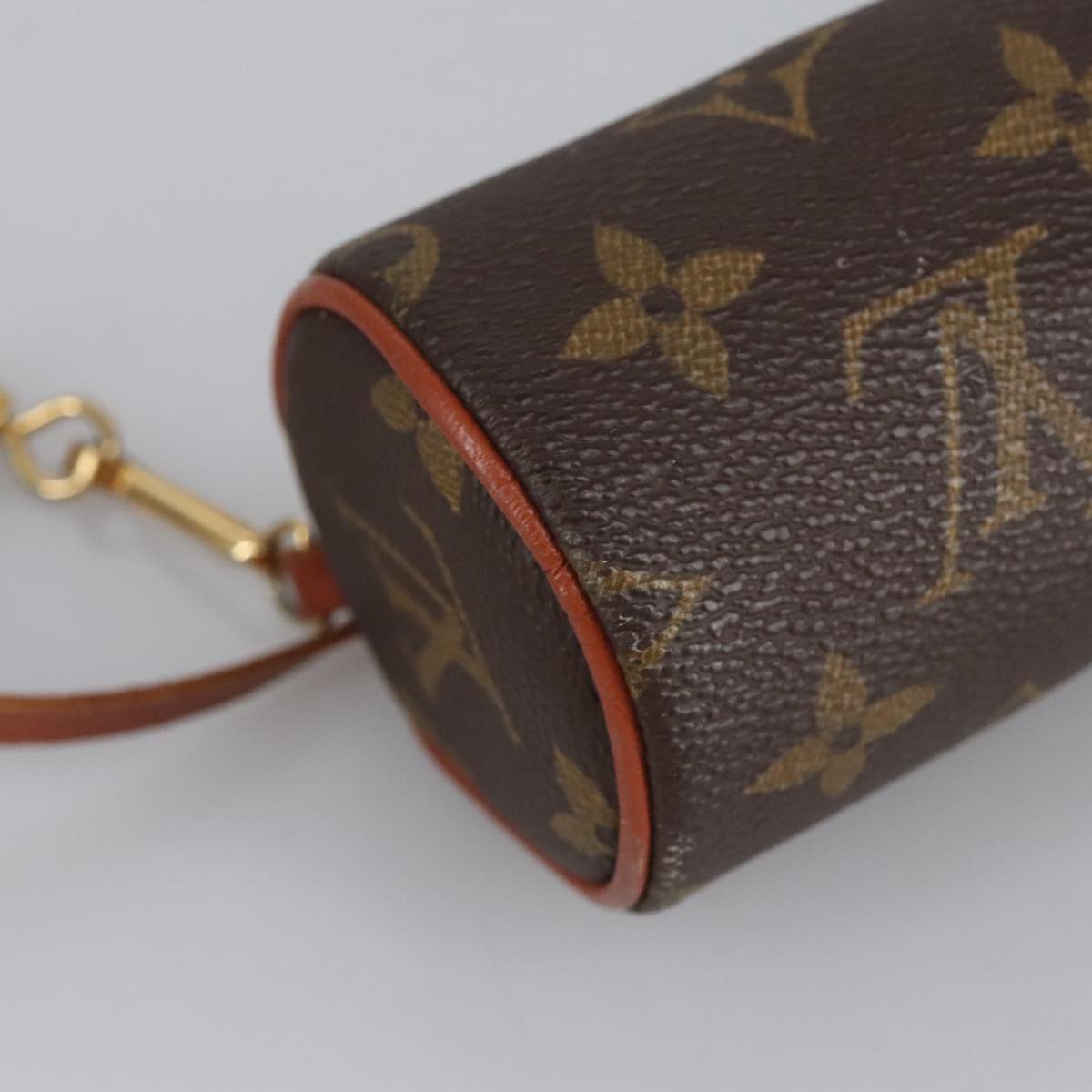 LOUIS VUITTON Monogram Papillon Pouch LV Auth 100081