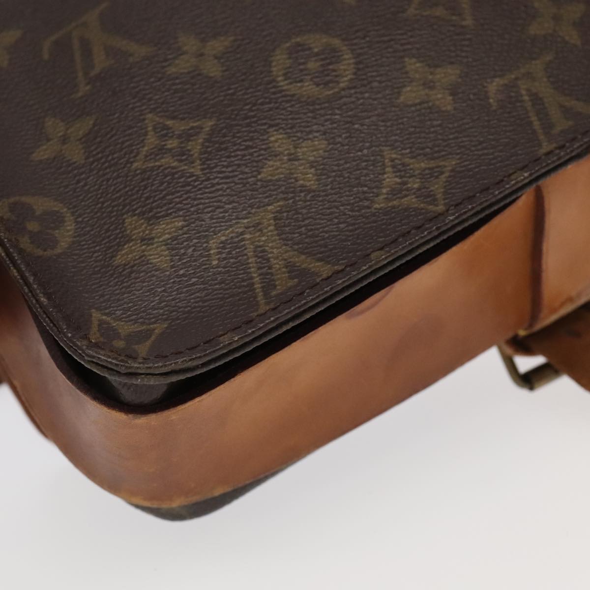 LOUIS VUITTON Monogram Cartouchiere MM Shoulder Bag M51253 LV Auth 100085