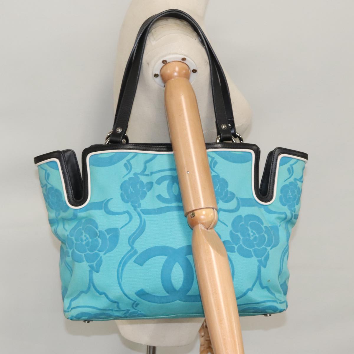 CHANEL Tote Bag Canvas Turquoise Blue CC Auth 100096