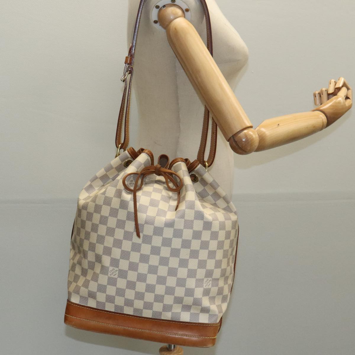 LOUIS VUITTON Damier Azur Noe Shoulder Bag N42222 LV Auth 100118