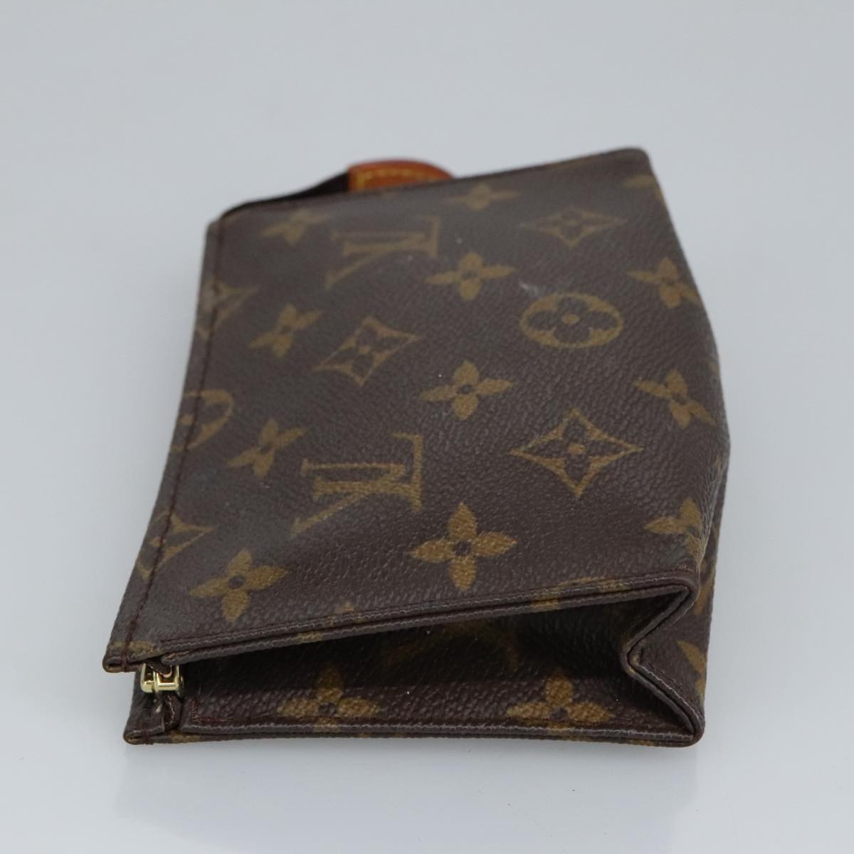 LOUIS VUITTON Monogram Poche Toilette 15 Pouch M47546 LV Auth 100309