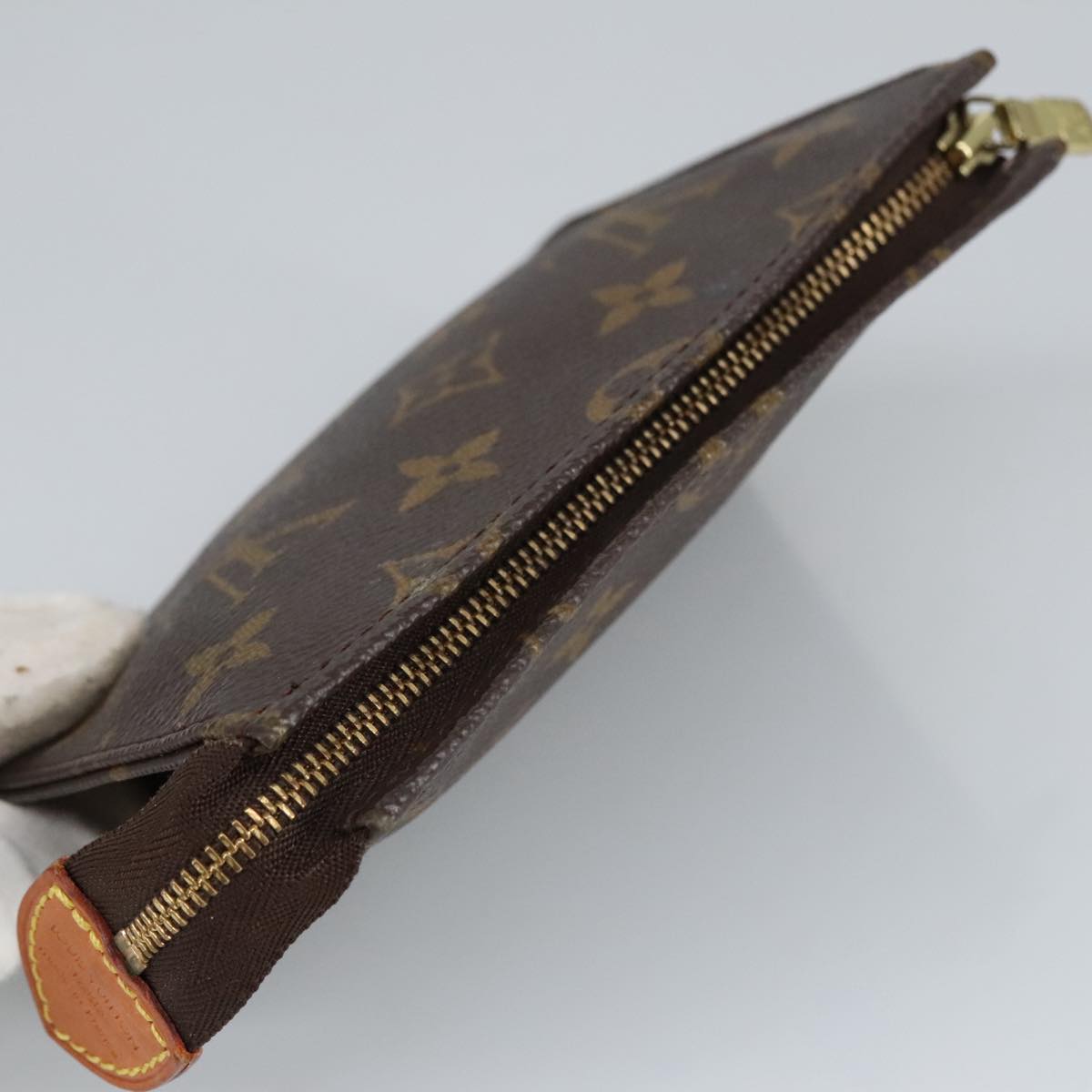 LOUIS VUITTON Monogram Poche Toilette 15 Pouch M47546 LV Auth 100309