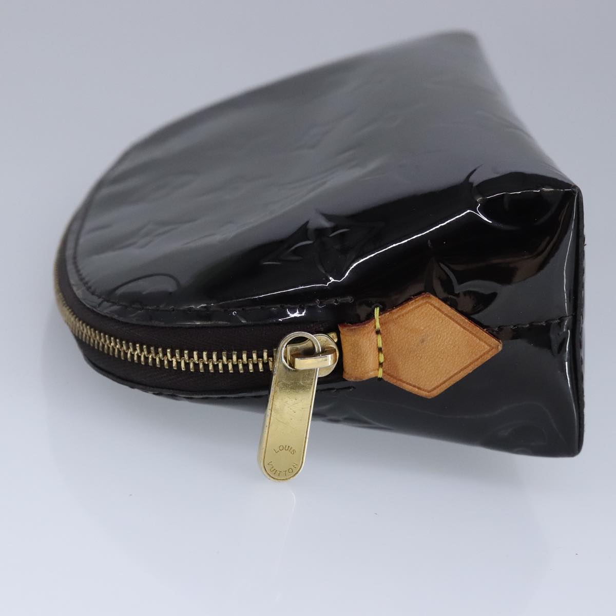 LOUIS VUITTON Vernis Pochette Cosmetic Pouch Amarante M91495 LV Auth 100412