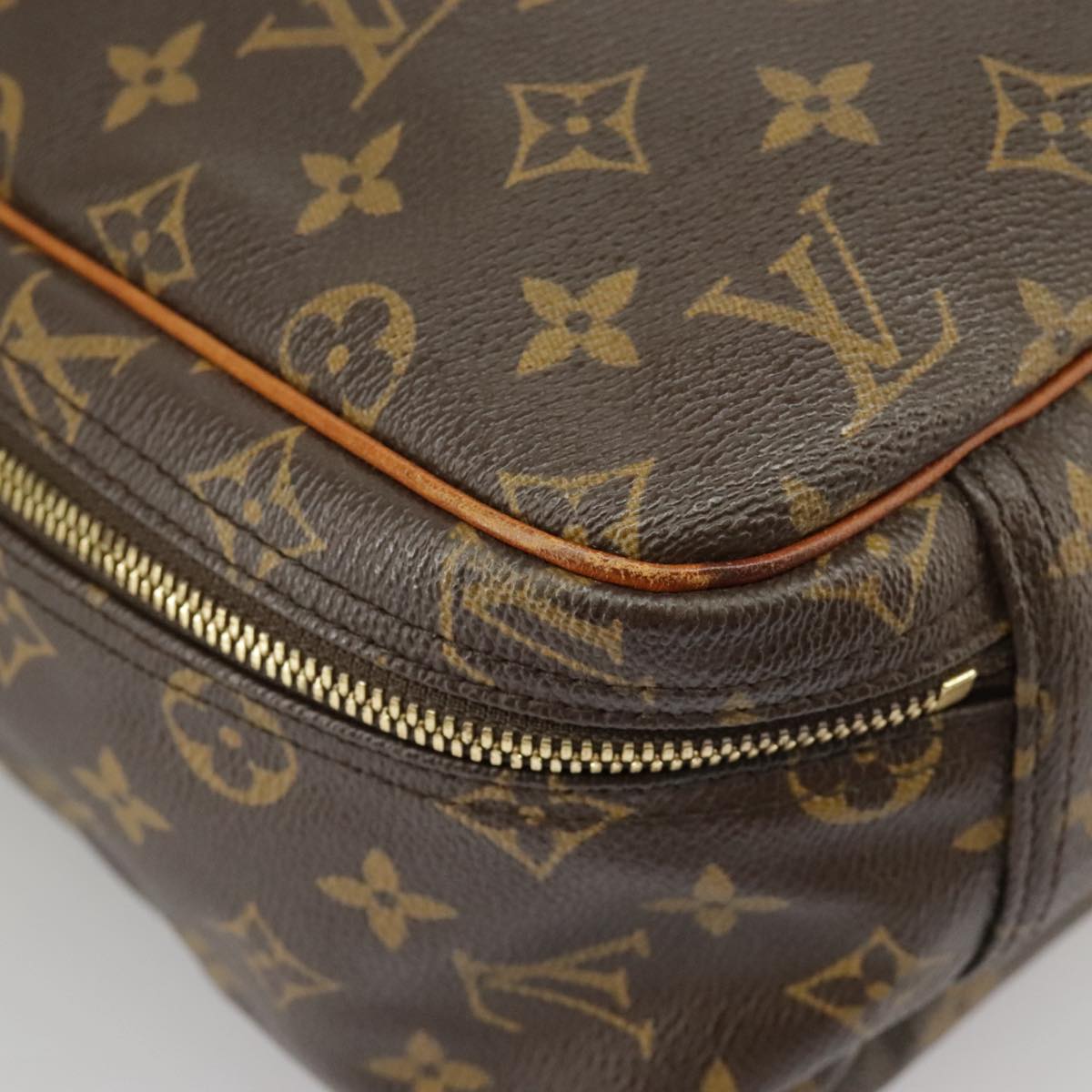 LOUIS VUITTON Monogram Excursion Hand Bag M41450 LV Auth 100436