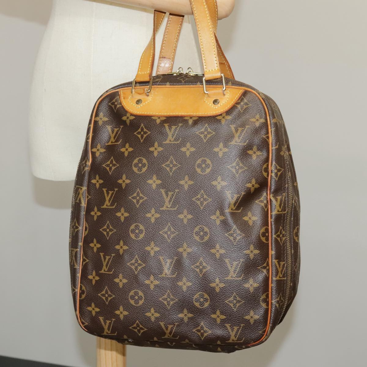 LOUIS VUITTON Monogram Excursion Hand Bag M41450 LV Auth 100436