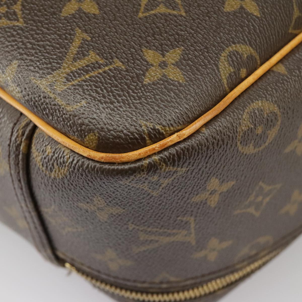 LOUIS VUITTON Monogram Excursion Hand Bag M41450 LV Auth 100437