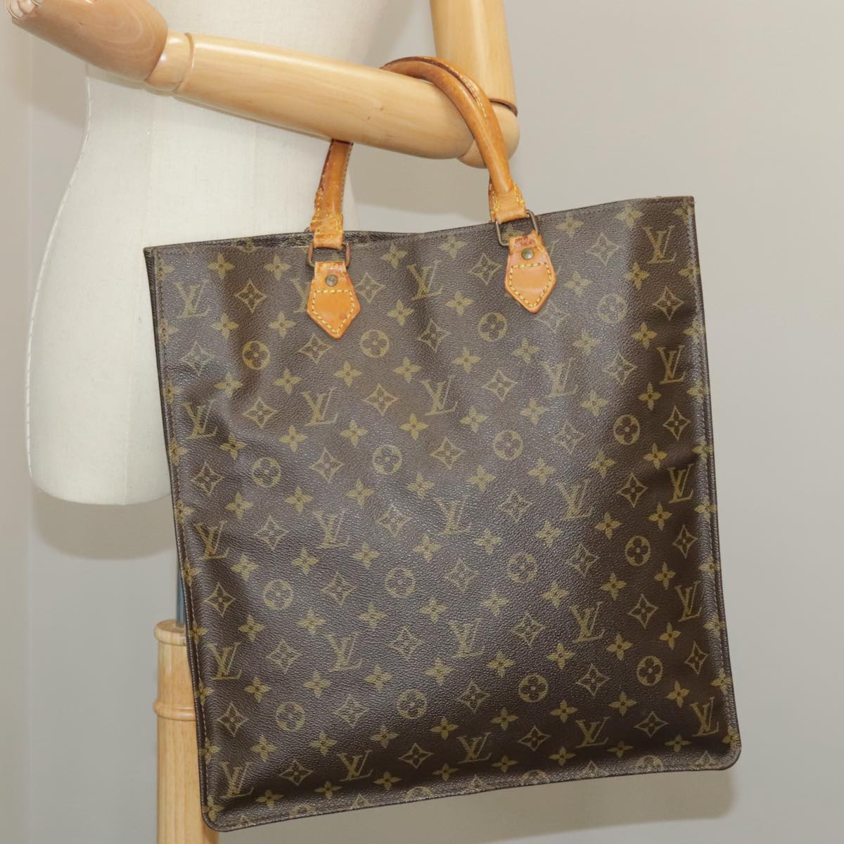 LOUIS VUITTON Monogram Sac Plat Hand Bag M51140 LV Auth 100449