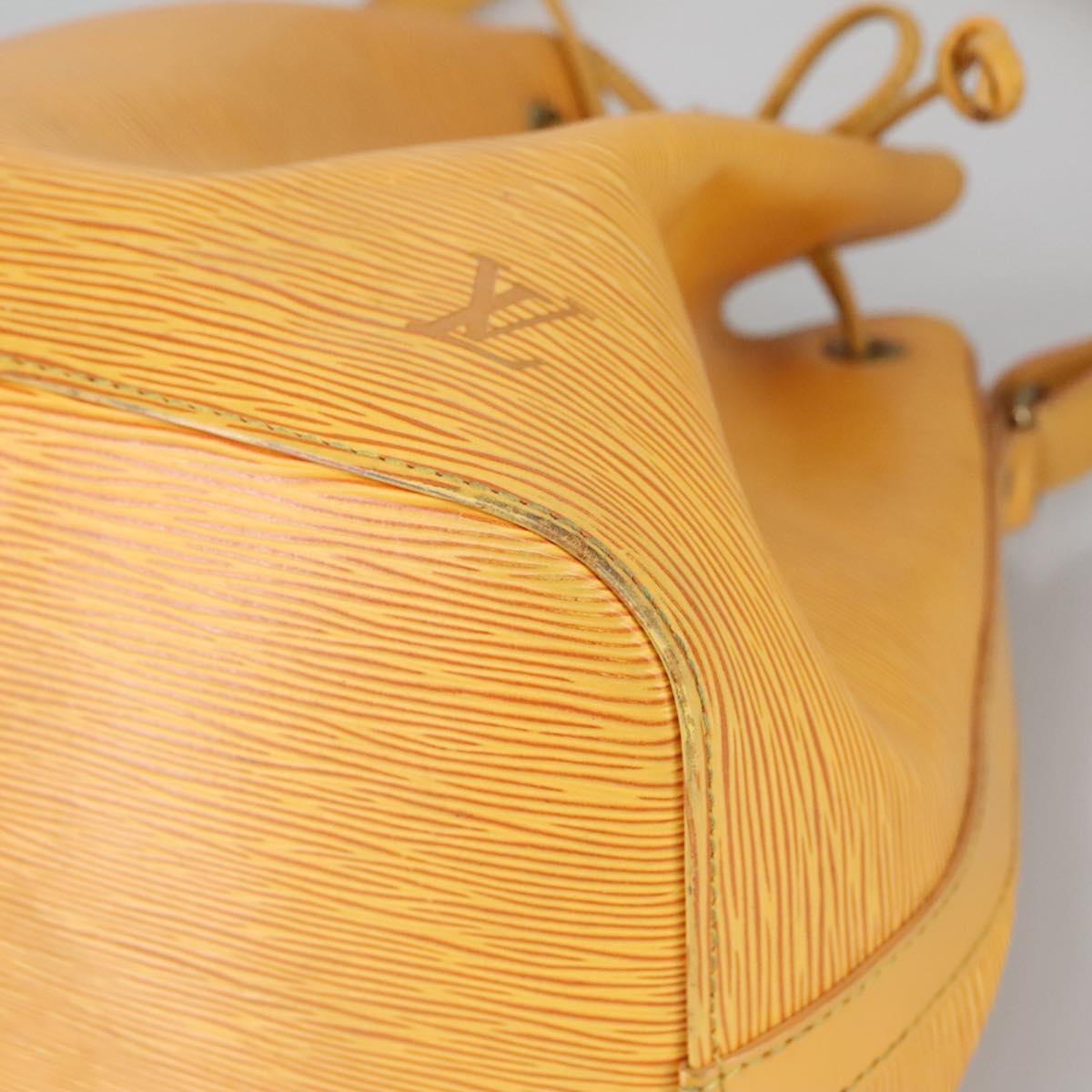 LOUIS VUITTON Epi Petit Noe Shoulder Bag Yellow M44102 LV Auth 100469