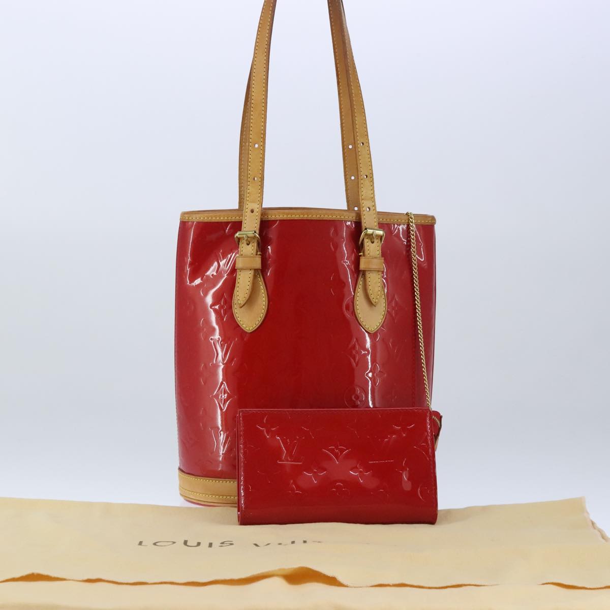 LOUIS VUITTON Monogram Vernis Bucket PM Bag Made in 2009 Rouge LV Auth 100484