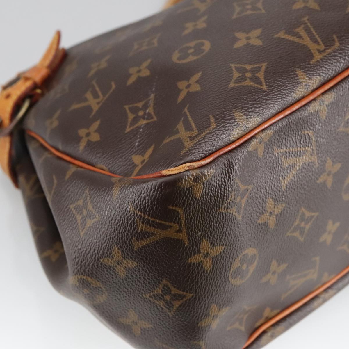 LOUIS VUITTON Monogram Batignolles Horizontal Tote Bag M51154 LV Auth 100491