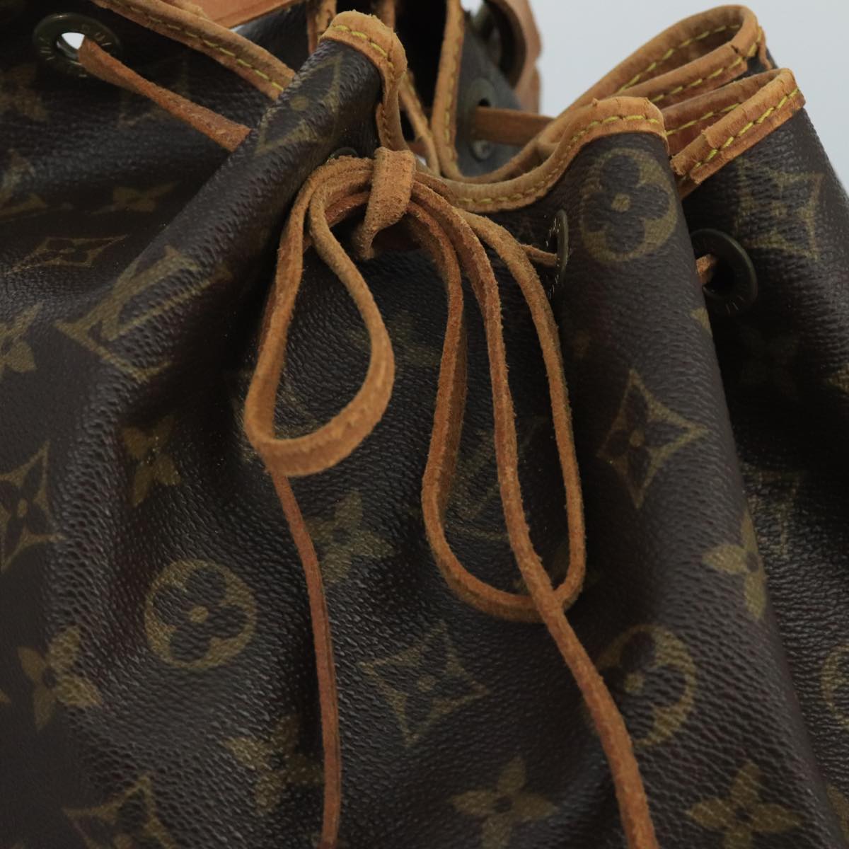 LOUIS VUITTON Monogram Noe Shoulder Bag M42224 LV Auth 100503