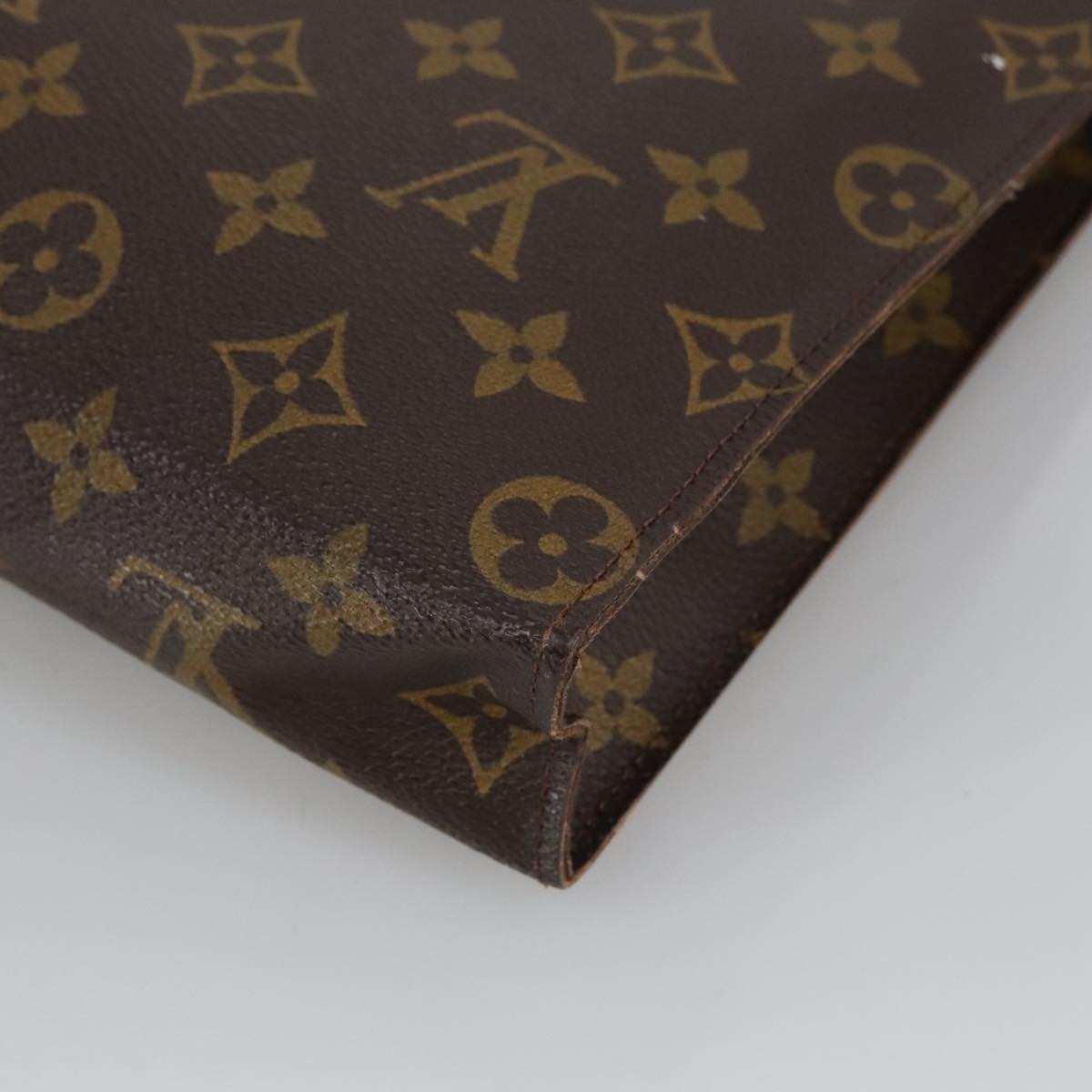 LOUIS VUITTON Monogram Poche Toilette 26 Pouch M47542 LV Auth 100539