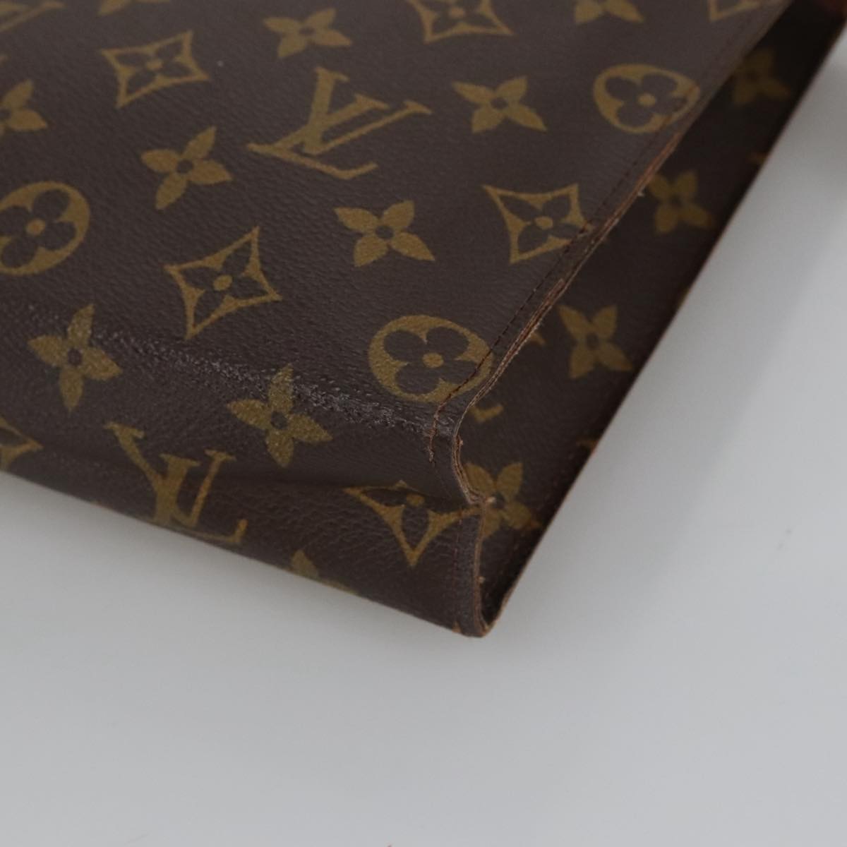 LOUIS VUITTON Monogram Poche Toilette 26 Pouch M47542 LV Auth 100539