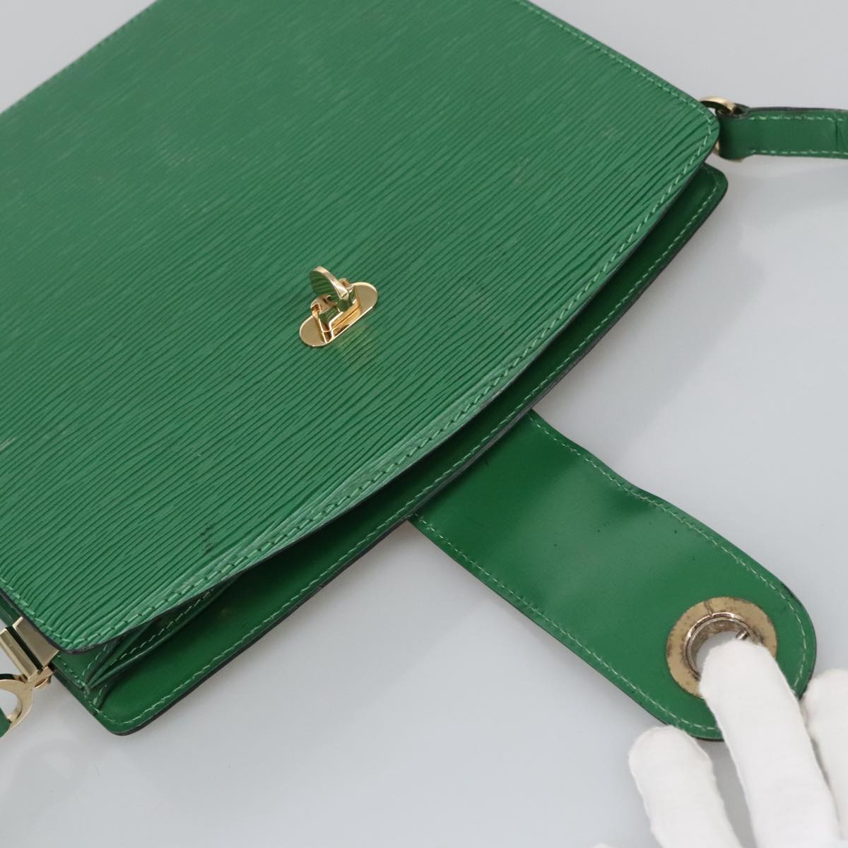 LOUIS VUITTON Epi Capuchin Shoulder Bag Green M52344 LV Auth 100550