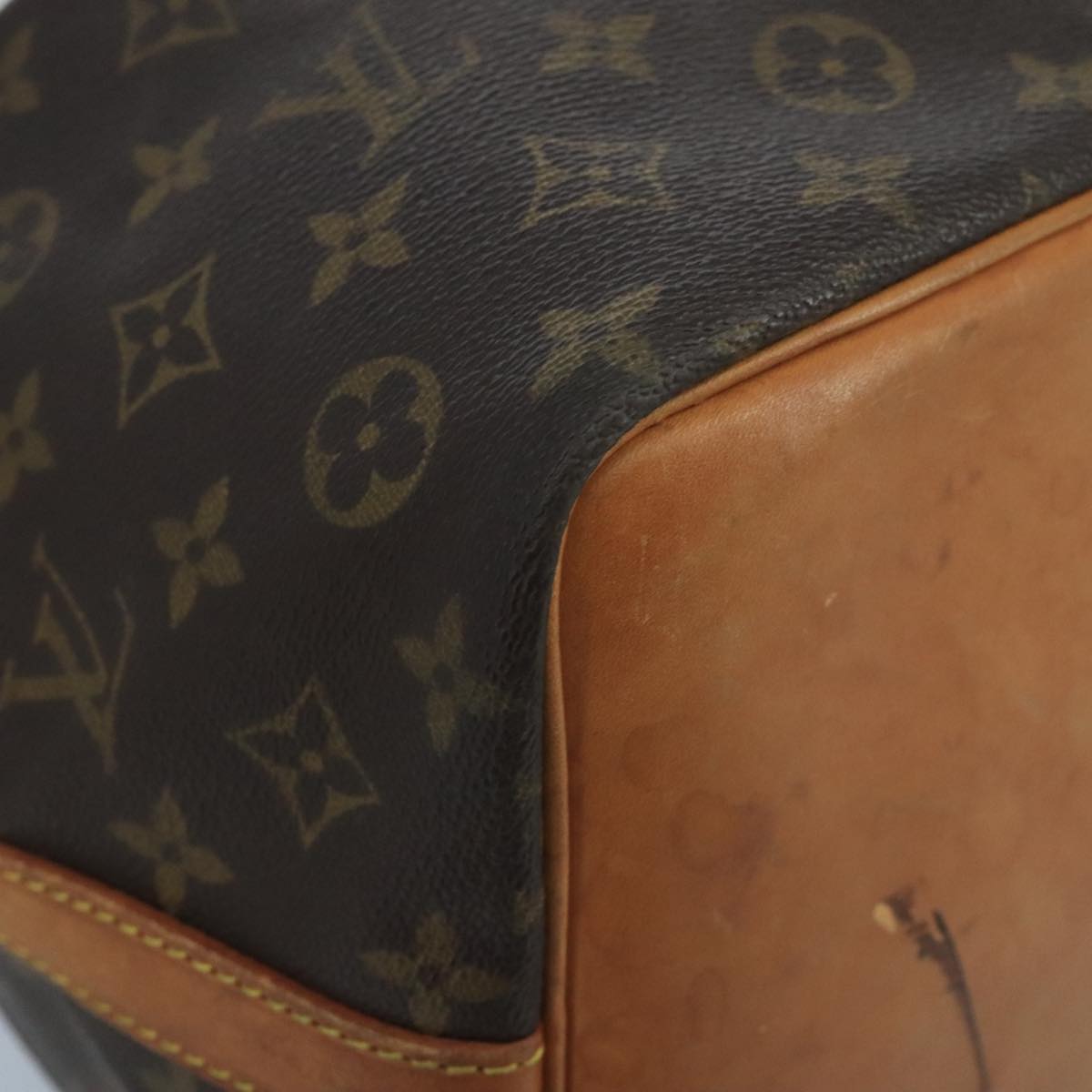 LOUIS VUITTON Monogram Petit Noe Shoulder Bag M42226 LV Auth 100557