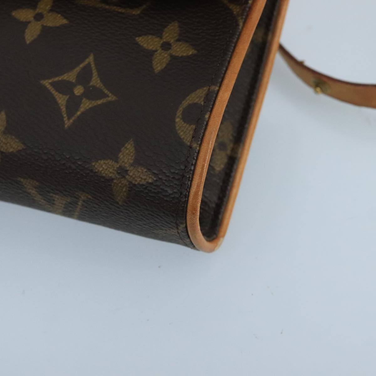 LOUIS VUITTON Monogram Pochette Florentine Waist bag M51855 LV Auth 100564