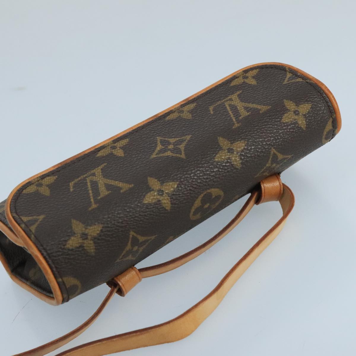 LOUIS VUITTON Monogram Pochette Florentine Waist bag M51855 LV Auth 100564