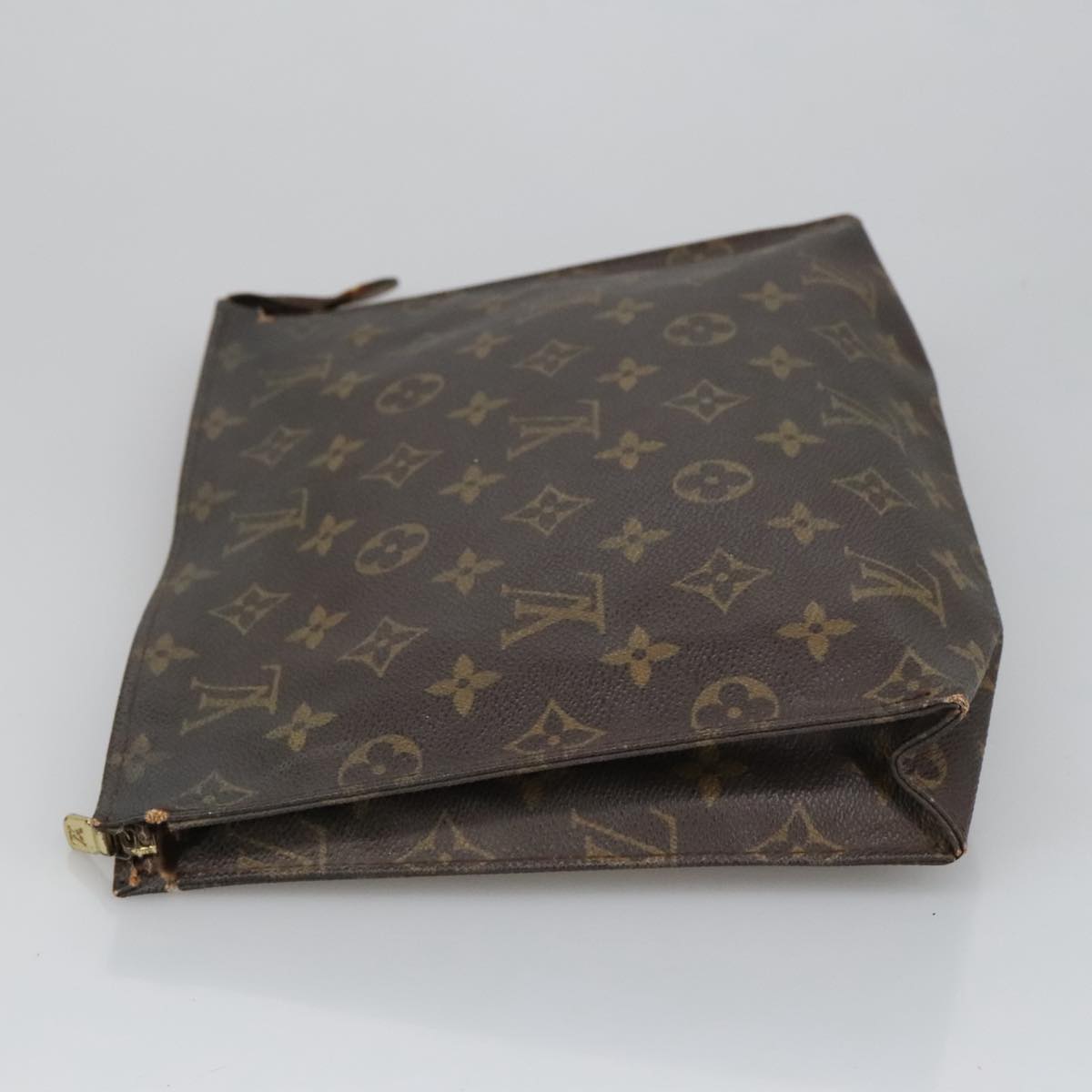 LOUIS VUITTON Monogram Poche Toilette 26 Pouch M47542 LV Auth 100572