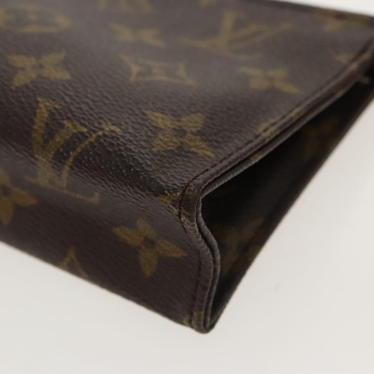 LOUIS VUITTON Monogram Poche Toilette 15 Pouch M47546 LV Auth 100574