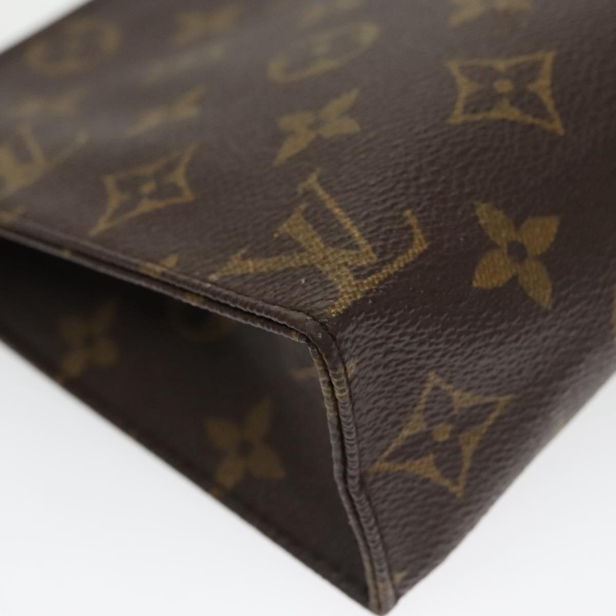 LOUIS VUITTON Monogram Poche Toilette 19 Pouch M47544 LV Auth 100588