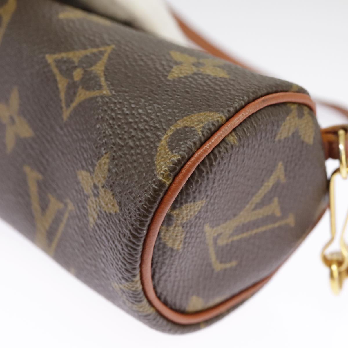 LOUIS VUITTON Monogram Papillon Pouch LV Auth 100596