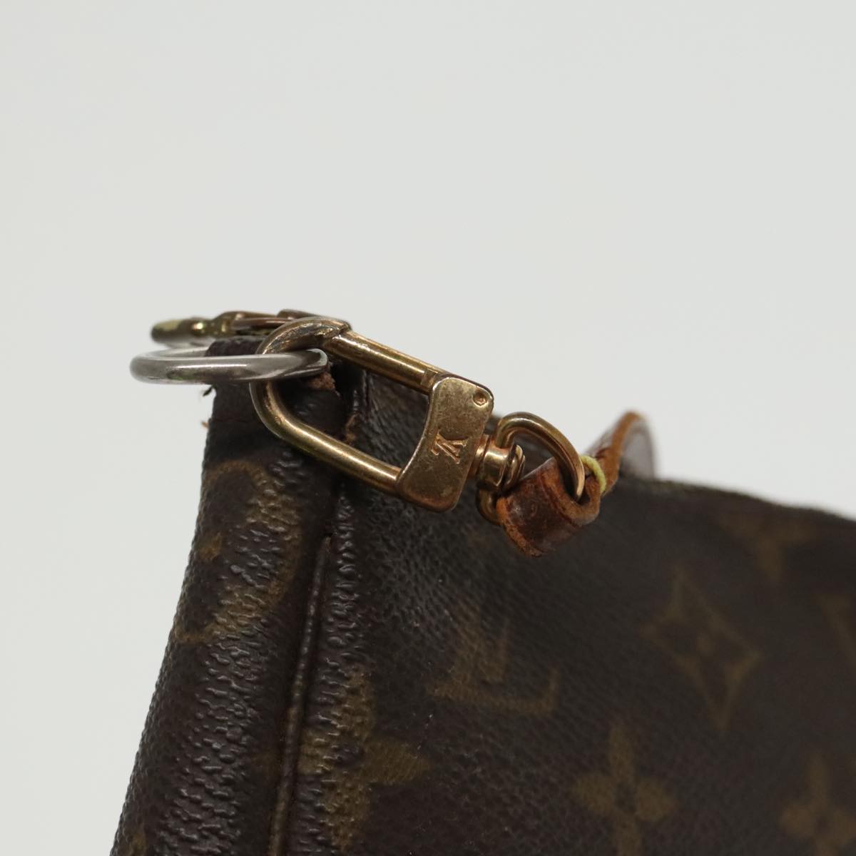 LOUIS VUITTON Monogram Pochette Accessoires Pouch M51980 LV Auth 100606