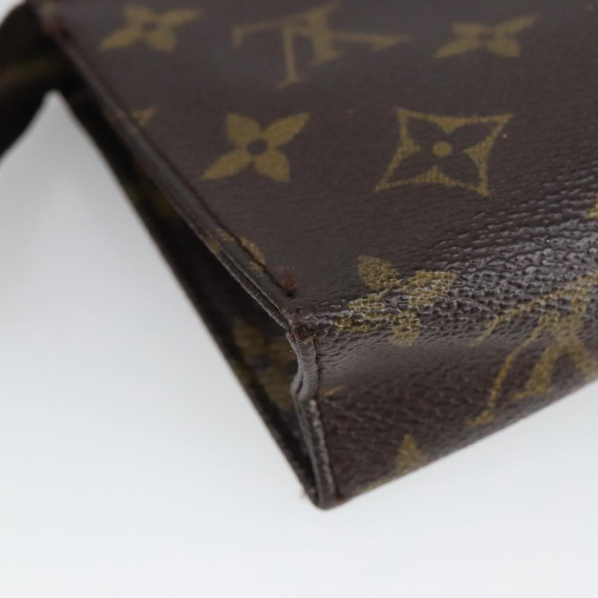 LOUIS VUITTON Monogram Poche Toilette 15 Pouch M47546 LV Auth 100613