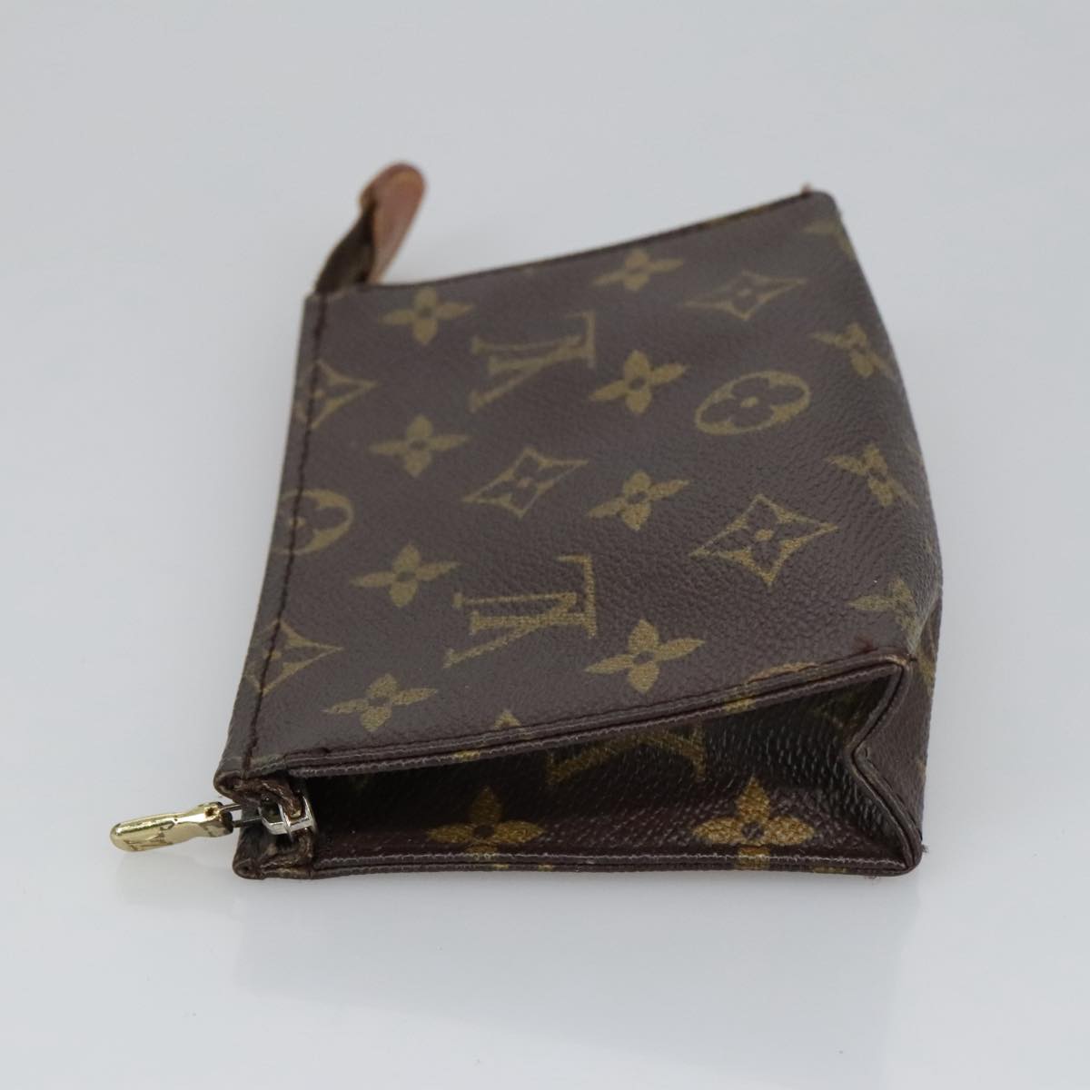 LOUIS VUITTON Monogram Poche Toilette 15 Pouch M47546 LV Auth 100613