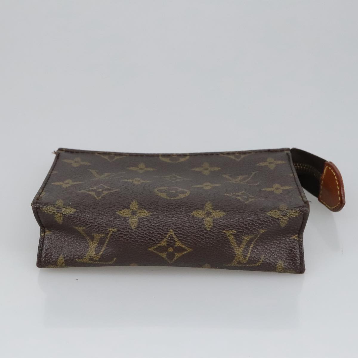 LOUIS VUITTON Monogram Poche Toilette 15 Pouch M47546 LV Auth 100613