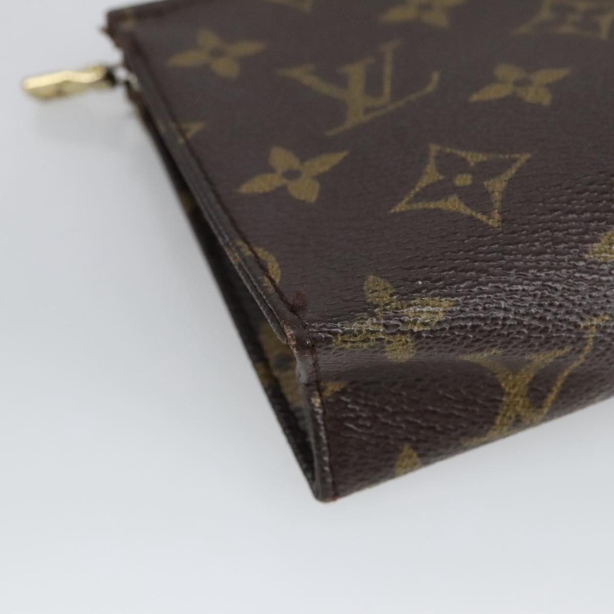 LOUIS VUITTON Monogram Poche Toilette 15 Pouch M47546 LV Auth 100613