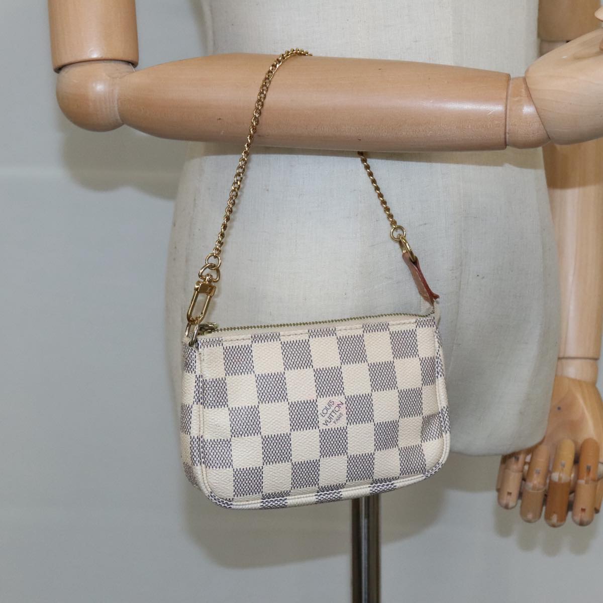 LOUIS VUITTON Damier Azur Mini Pochette Accessoires Pouch N63005 LV Auth 100620