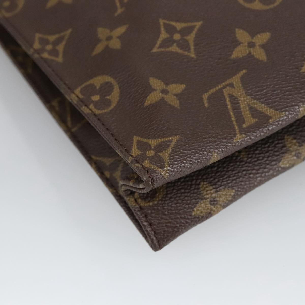 LOUIS VUITTON Monogram Poche Toilette 26 Pouch M47542 LV Auth 100632