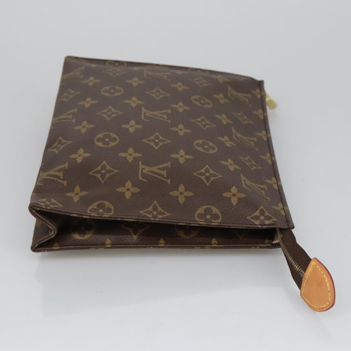 LOUIS VUITTON Monogram Poche Toilette 26 Pouch M47542 LV Auth 100632