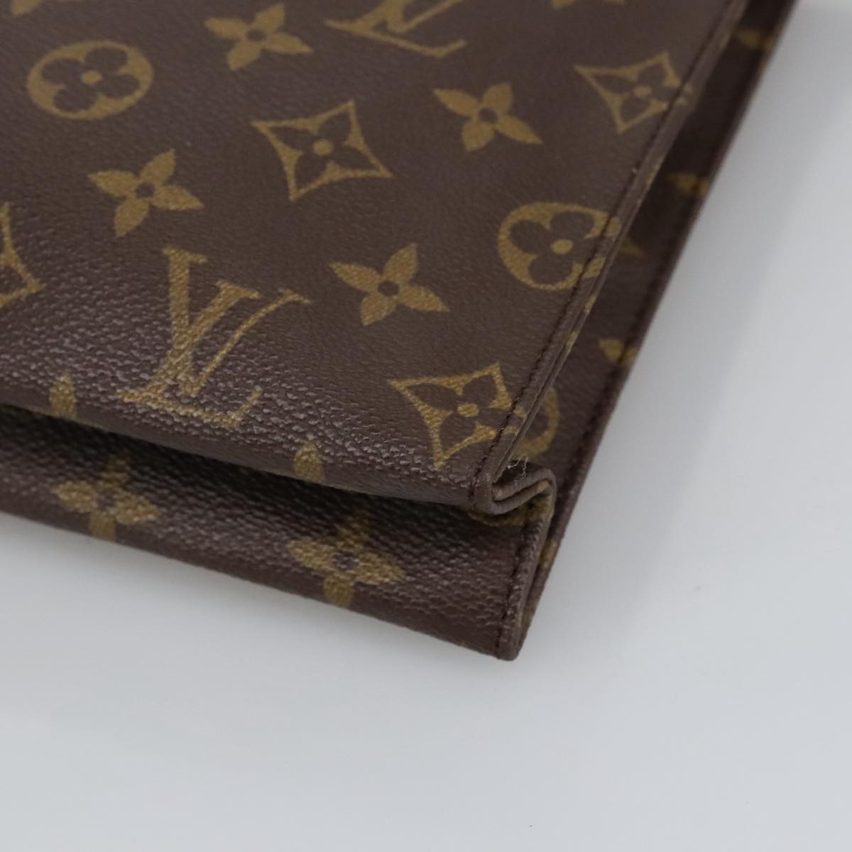 LOUIS VUITTON Monogram Poche Toilette 26 Pouch M47542 LV Auth 100632