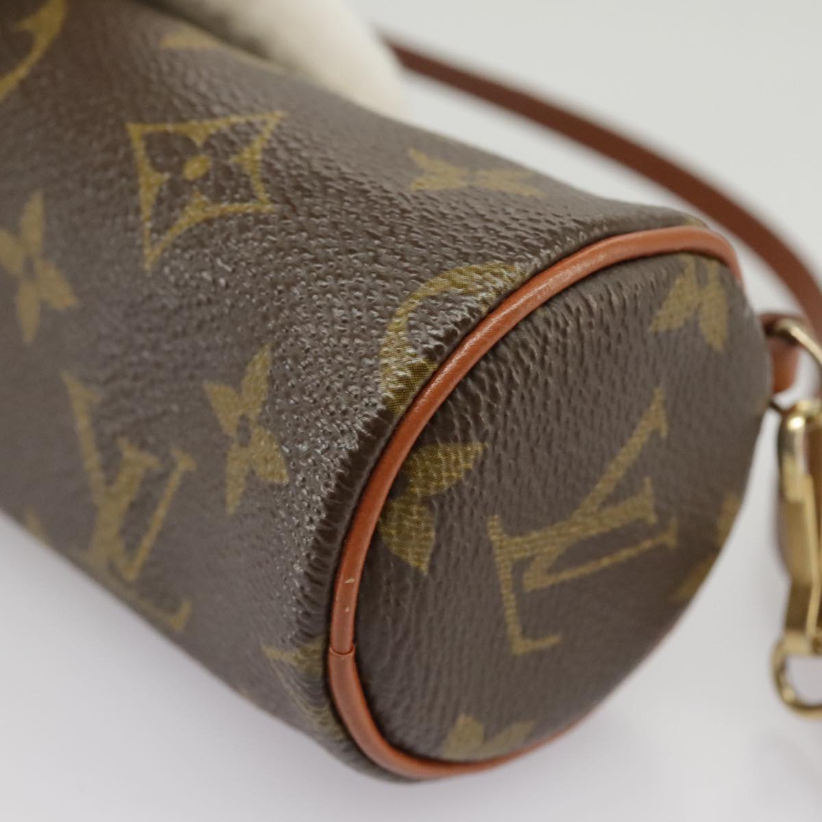 LOUIS VUITTON Monogram Papillon Pouch LV Auth 100641