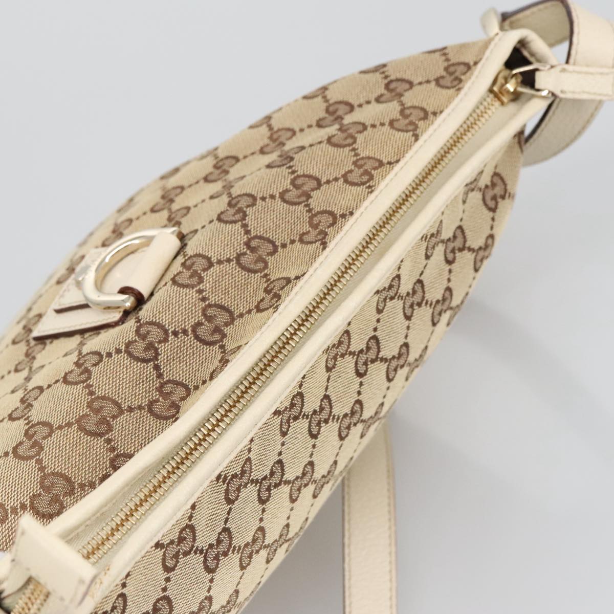 GUCCI GG Canvas Shoulder Bag Beige Gold 131326 Auth 100719