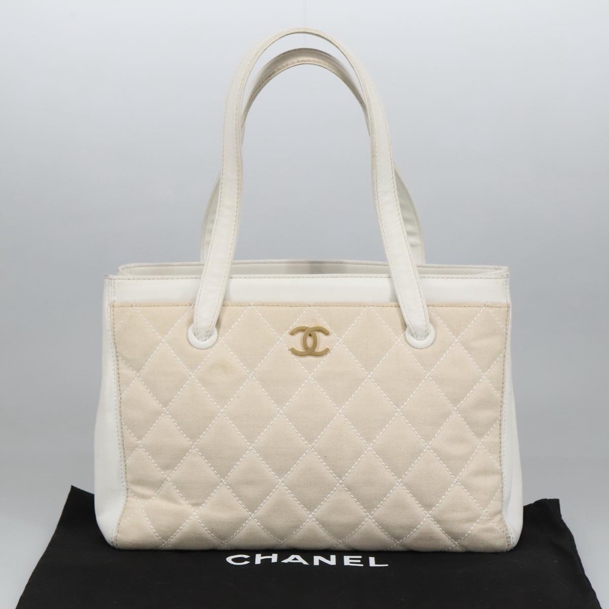 CHANEL Tote Bag Canvas Gold White CC Auth 100722