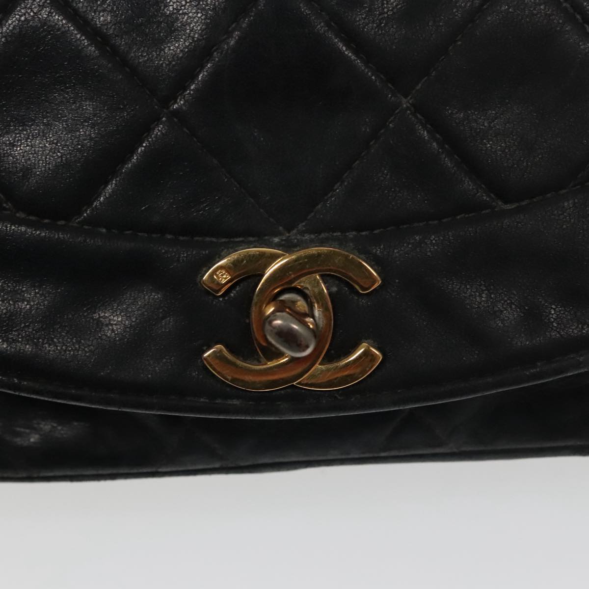 CHANEL Diana Matelasse 23 Chain Shoulder Bag Lamb Skin Black Gold CC Auth 100724