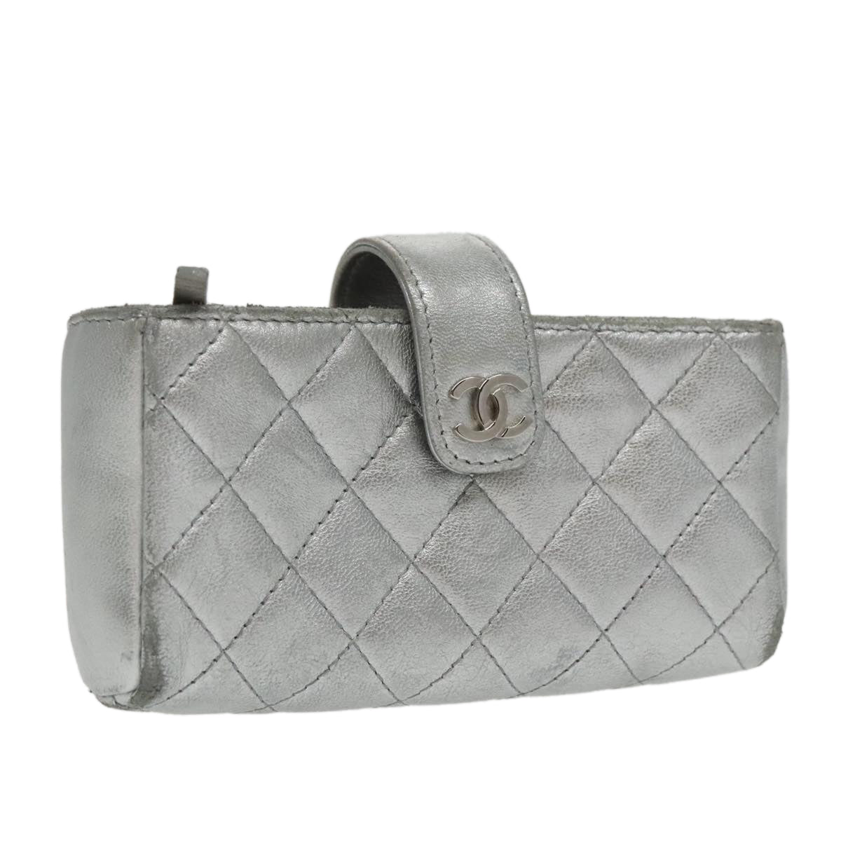 CHANEL Pouch Lamb Skin Silver CC Auth 100726