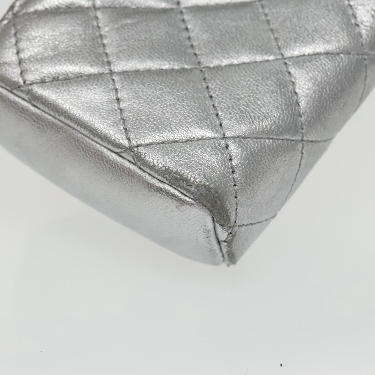 CHANEL Pouch Lamb Skin Silver CC Auth 100726