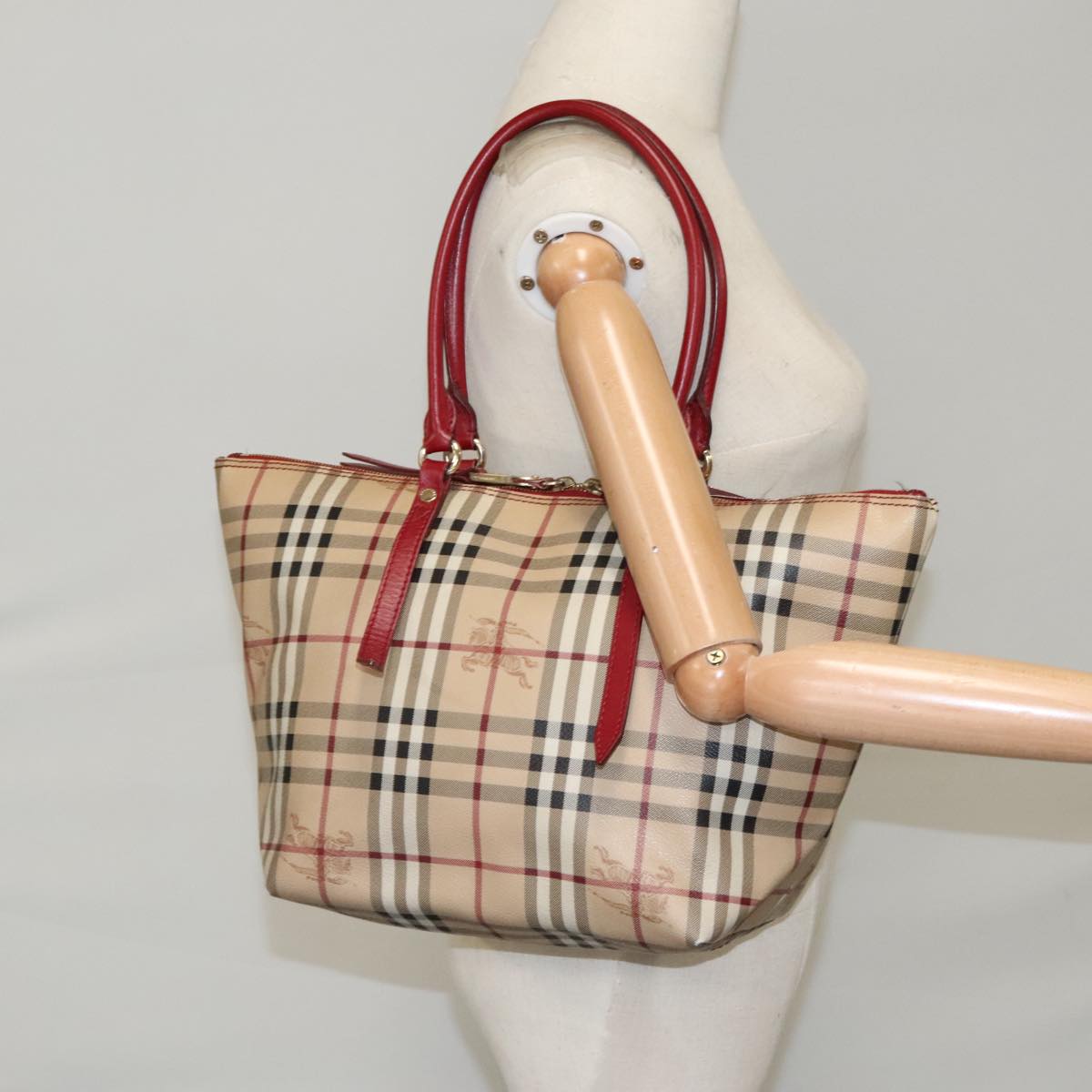 BURBERRY Nova Check Tote Bag PVC Beige Red Auth 100728